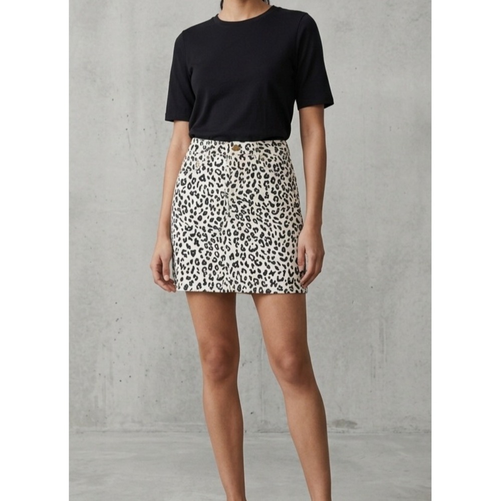 Love Tree‎ Leopard Animal Print Denim Mini Skirt S